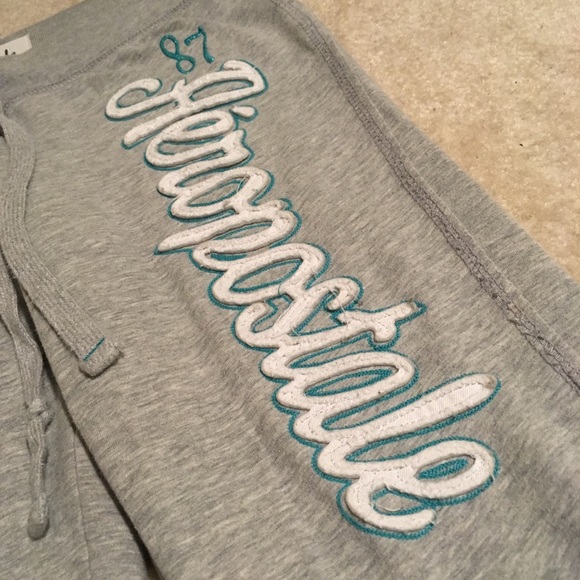 Grey Aeropostale sweatpants - Picture 2 of 2